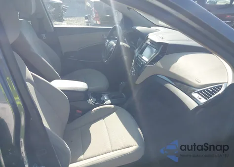 2017 Hyundai Santa Fe Sport 2.4L z USA, uszkodzony, nr VIN 5XYZU3LB9HG460483